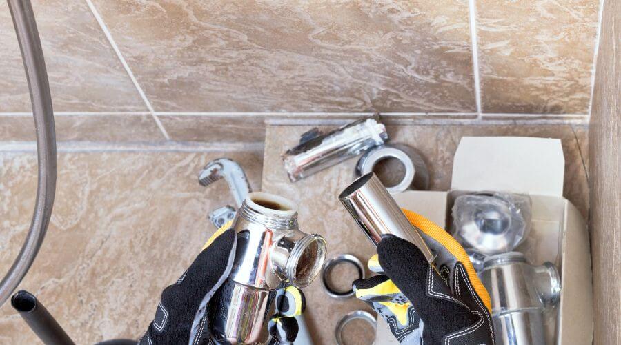 Expert Emergency Roof Repairs services in Ravenna, OH